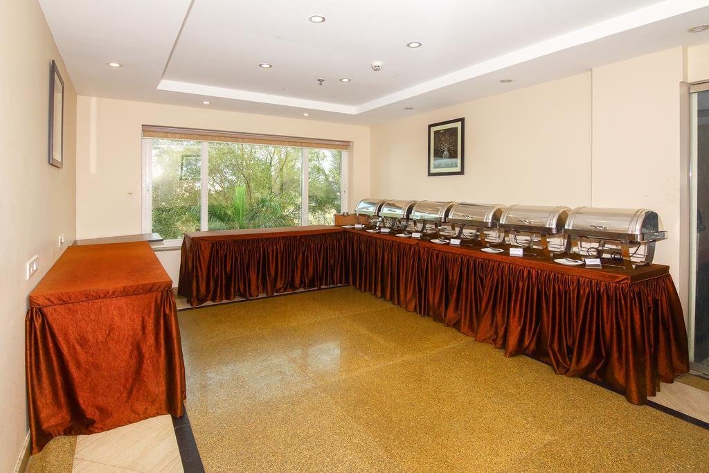 Treebo Bj'S By The Way Hotel Bhubaneswar Exterior photo