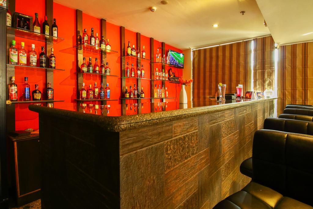 Treebo Bj'S By The Way Hotel Bhubaneswar Exterior photo