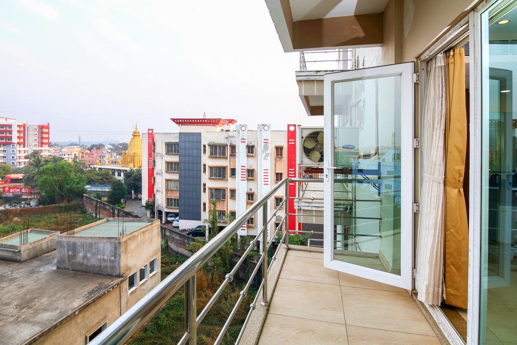 Treebo Bj'S By The Way Hotel Bhubaneswar Exterior photo